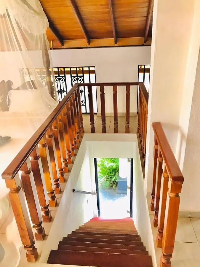 Villa In Waikkal Beach Negombo Σρι Λάνκα