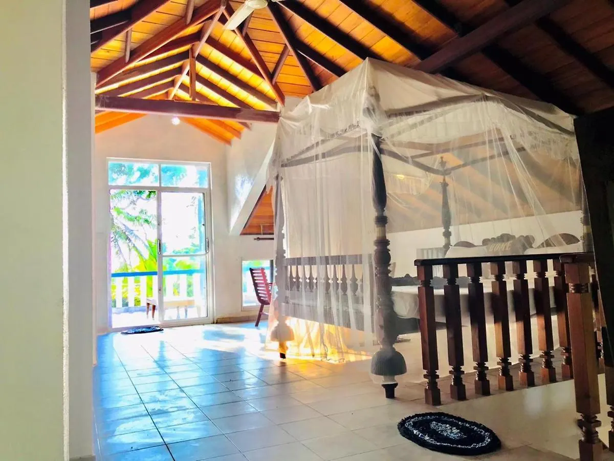 Villa In Waikkal Beach Negombo Σρι Λάνκα