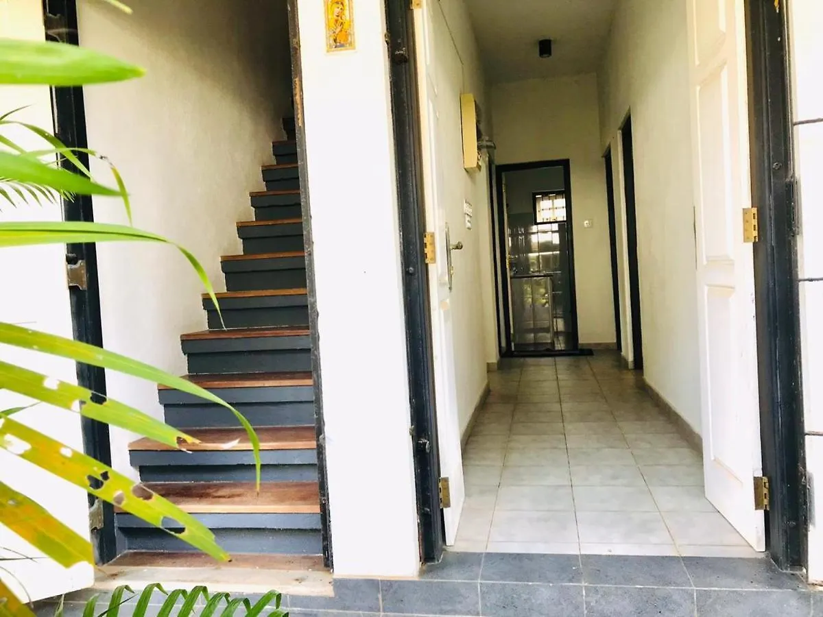 Villa In Waikkal Beach Negombo
