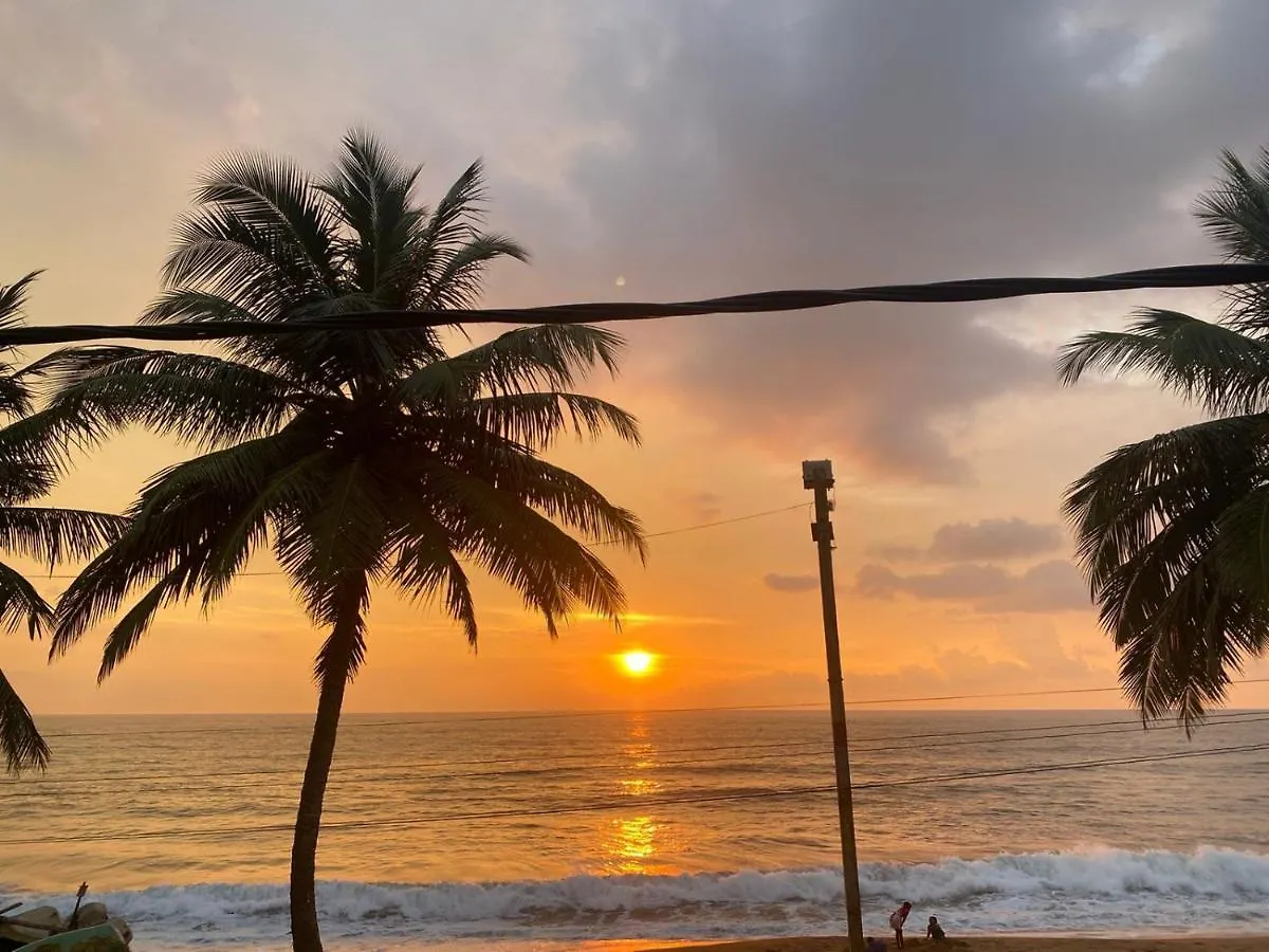 Villa In Waikkal Beach Negombo 0*,